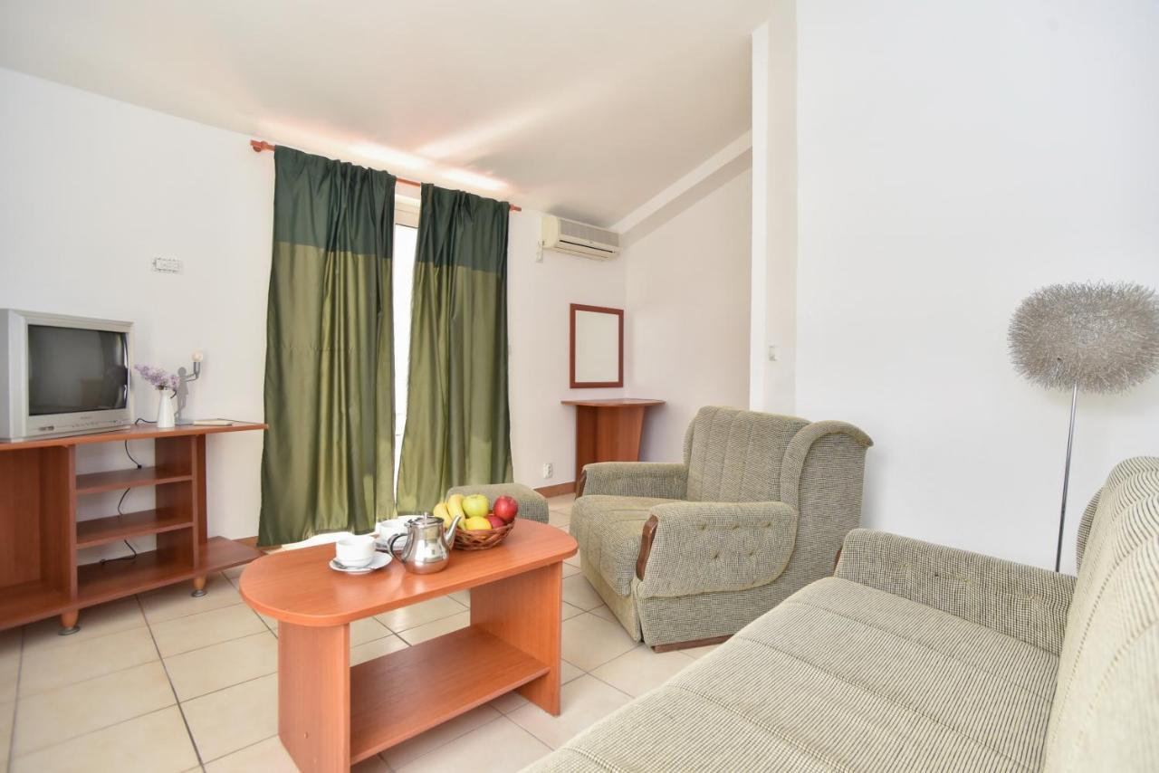 Apartments & Rooms Nikolic 布德瓦 外观 照片