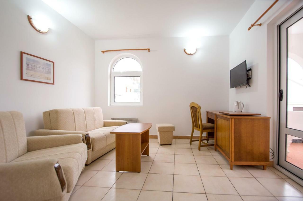 Apartments & Rooms Nikolic 布德瓦 外观 照片