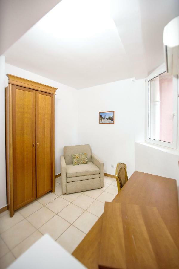 Apartments & Rooms Nikolic 布德瓦 外观 照片