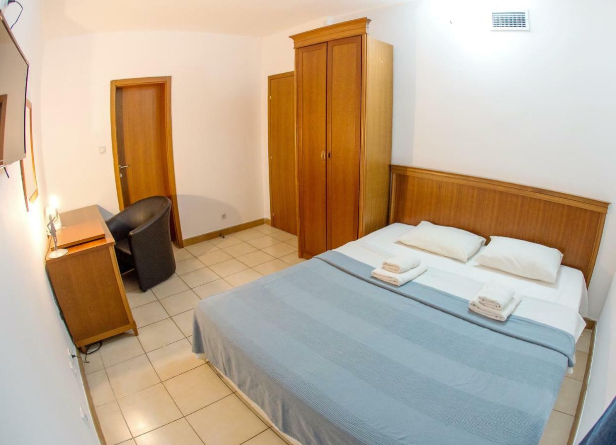 Apartments & Rooms Nikolic 布德瓦 外观 照片